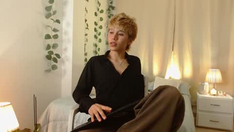 Snapshot of tommyfoxboy chatting on 01/27/25, 11:22 Tommy Foxboy online show from 01/27/25, 11:22