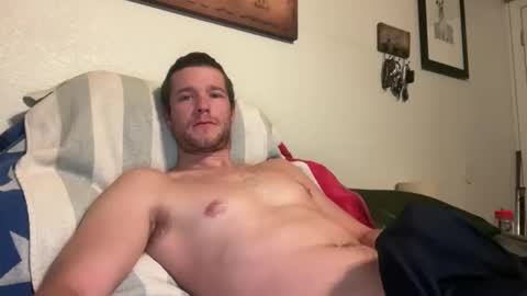 Snapshot of tommygunzsolo chatting on 11/23/25, 04:51 tommygunzsolo online show from 11/23/25, 04:51