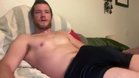 Snapshot of tommygunzsolo chatting on 11/30/25, 04:11 tommygunzsolo online show from 11/30/25, 04:11