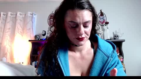 Snapshot of tommymadison222 chatting on 11/15/25, 03:04 TommyMadison222 online show from 11/15/25, 03:04