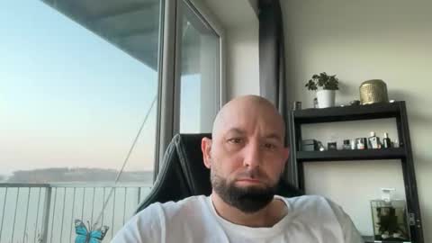 Snapshot of tommyx01 chatting on 01/19/26, 06:50 Thomas Fit online show from 01/19/26, 06:50