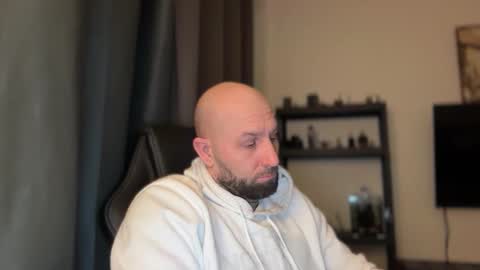 Snapshot of tommyx01 chatting on 02/01/26, 06:50 Thomas Fit online show from 02/01/26, 06:50