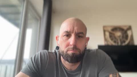 Snapshot of tommyx01 chatting on 02/09/26, 12:31 Thomas Fit online show from 02/09/26, 12:31