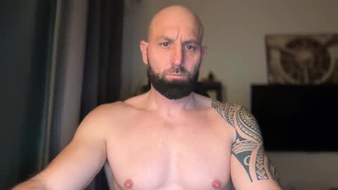 Snapshot of tommyx01 chatting on 02/22/26, 10:08 Thomas Fit online show from 02/22/26, 10:08