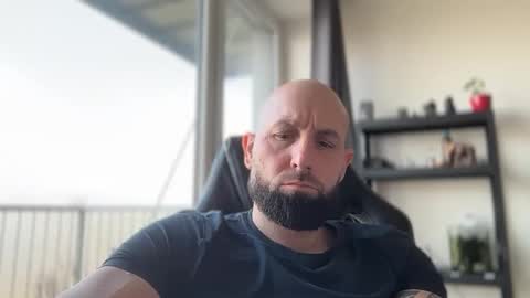 Snapshot of tommyx01 chatting on 03/05/26, 08:43 Thomas Fit online show from 03/05/26, 08:43