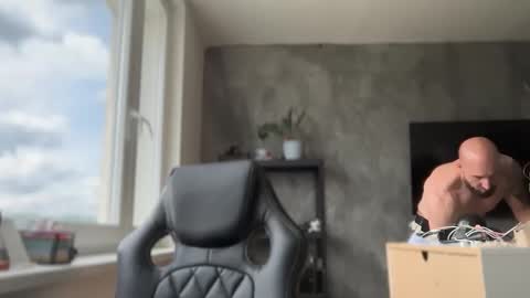 Thomas Fit online show from 06/02/26, 12:07