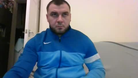 tommyy19901 online show from 12/02/24, 07:27