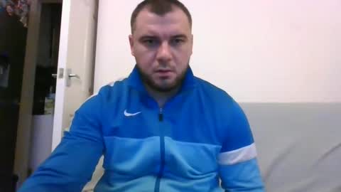 tommyy19901 online show from 12/10/24, 09:54