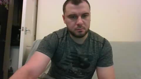 tommyy19901 online show from 12/22/24, 07:21