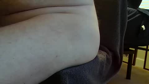 Snapshot of tomt64387741 chatting on 09/14/25, 02:11 Thomas online show from 09/14/25, 02:11