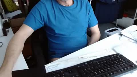 Snapshot of tomtom02029 chatting on 02/24/26, 12:36 Tom online show from 02/24/26, 12:36