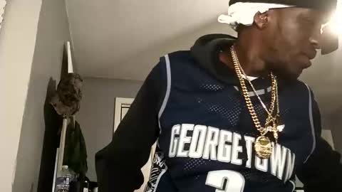 Snapshot of tomuchwauce1 chatting on 03/14/26, 02:39 tomuchwauce1 online show from 03/14/26, 02:39