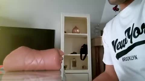 tomy2908 online show from 11/04/25, 05:01