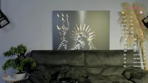 tomy_scott6 online show from 12/17/25, 11:11