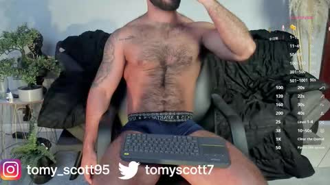tomy_scott6 online show from 02/11/26, 08:36