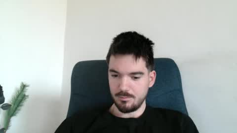 Snapshot of tomylind chatting on 04/18/26, 10:08 Onlyfans - Tomylind keep you in touch there online show from 04/18/26, 10:08