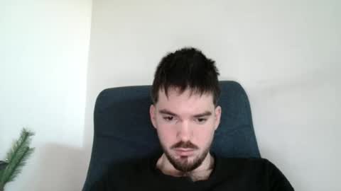 Snapshot of tomylind chatting on 04/28/26, 09:47 Onlyfans - Tomylind keep you in touch there online show from 04/28/26, 09:47