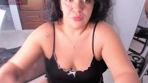 Snapshot of ton_amourrx chatting on 07/17/26, 10:55 lady blue online show from 07/17/26, 10:55