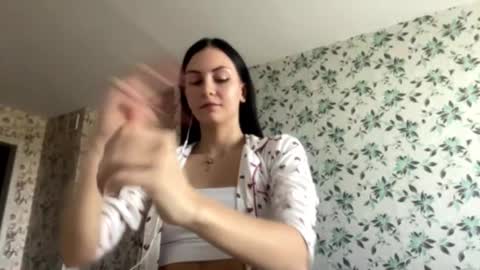 Snapshot of tonettesloss chatting on 09/18/25, 03:30 Selina online show from 09/18/25, 03:30