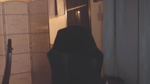 Snapshot of toni2814 chatting on 04/22/26, 02:14 Antonio online show from 04/22/26, 02:14