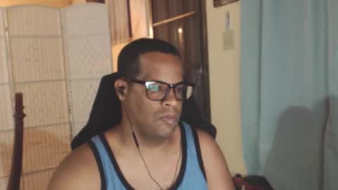 Snapshot of toni2814 chatting on 04/28/26, 02:27 Antonio online show from 04/28/26, 02:27