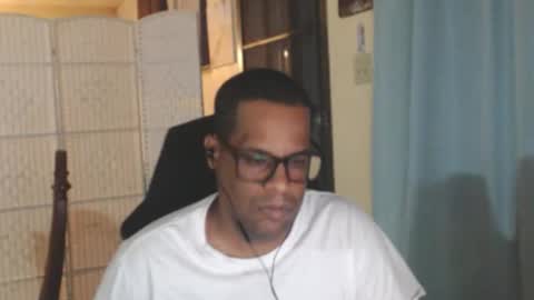 Snapshot of toni2814 chatting on 05/20/26, 02:07 Antonio online show from 05/20/26, 02:07