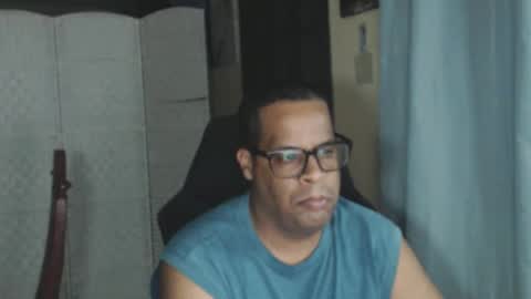 Snapshot of toni2814 chatting on 05/22/26, 02:30 Antonio online show from 05/22/26, 02:30