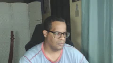 Snapshot of toni2814 chatting on 05/30/26, 02:41 Antonio online show from 05/30/26, 02:41