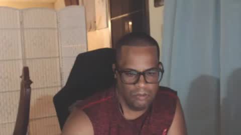 Snapshot of toni2814 chatting on 06/13/26, 02:31 Antonio online show from 06/13/26, 02:31