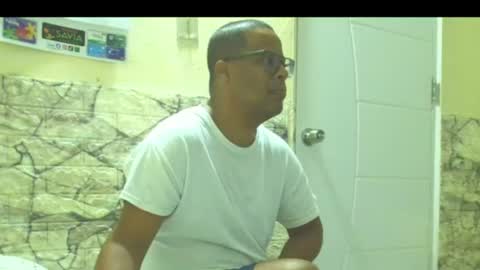 Snapshot of toni2814 chatting on 06/18/26, 12:09 Antonio online show from 06/18/26, 12:09