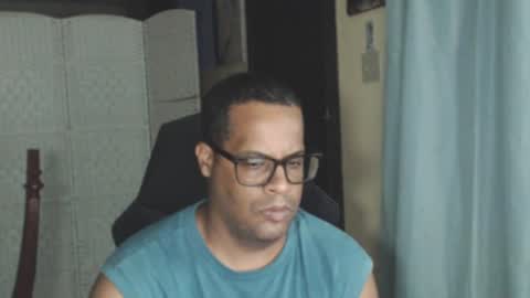 Snapshot of toni2814 chatting on 07/01/26, 02:35 Antonio online show from 07/01/26, 02:35