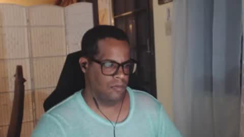 Snapshot of toni2814 chatting on 07/14/26, 02:05 Antonio online show from 07/14/26, 02:05