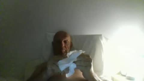 Tonidr online show from 09/28/25, 07:03