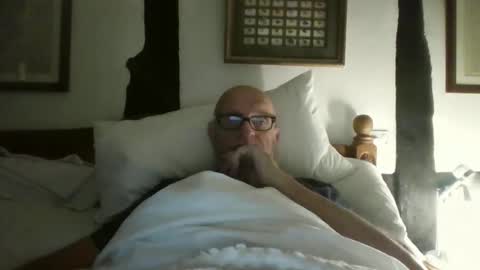 Tonidr online show from 11/08/25, 06:57