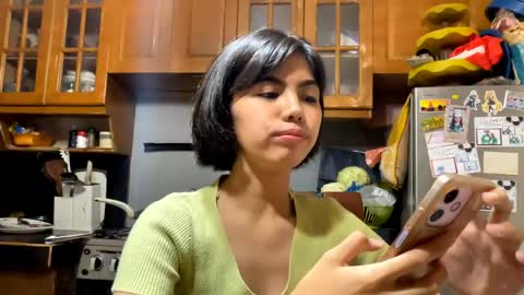 Snapshot of toniebirley chatting on 05/26/26, 05:14 Mila online show from 05/26/26, 05:14