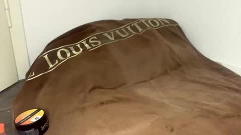 toniiil online show from 10/23/25, 09:13