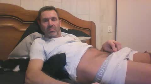 tonio1972 online show from 12/14/25, 07:40