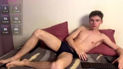 Snapshot of tonrapt chatting on 12/01/25, 01:21 Ton online show from 12/01/25, 01:21