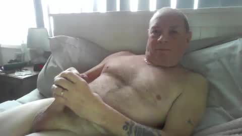 Snapshot of tony14712 chatting on 02/10/25, 09:25 tony14712 online show from 02/10/25, 09:25