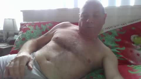 tony14712 online show from 12/21/25, 12:34