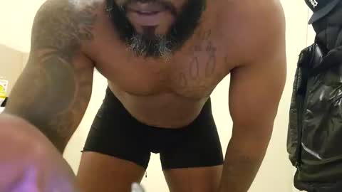 Snapshot of tony546700 chatting on 01/13/25, 09:20 Tony546700 online show from 01/13/25, 09:20