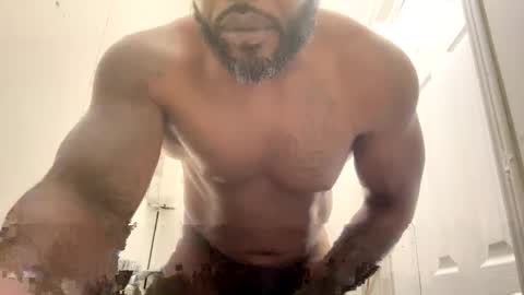 Snapshot of tony546700 chatting on 09/26/25, 09:08 Tony546700 online show from 09/26/25, 09:08