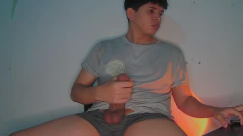 Snapshot of tony_marz chatting on 05/23/26, 05:12 tony_marz online show from 05/23/26, 05:12