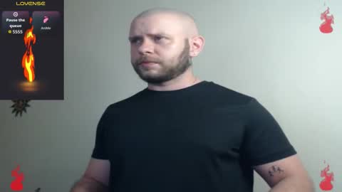 Snapshot of tony_white_7 chatting on 03/17/26, 12:15 TONY online show from 03/17/26, 12:15