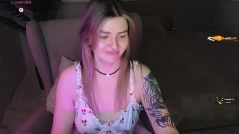 Tonya online show from 05/10/26, 01:22