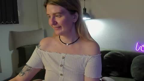 Tonya online show from 07/05/26, 01:12