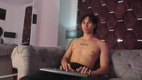 Snapshot of tonybenedetti chatting on 01/16/26, 08:35 Tony Benedetti online show from 01/16/26, 08:35