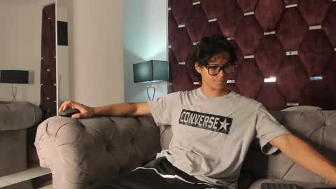 Snapshot of tonybenedetti chatting on 02/01/26, 08:07 Tony Benedetti online show from 02/01/26, 08:07