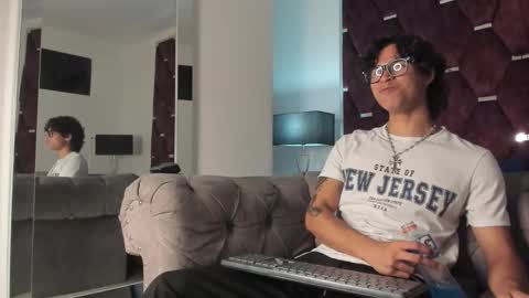 Snapshot of tonybenedetti chatting on 02/04/26, 07:53 Tony Benedetti online show from 02/04/26, 07:53