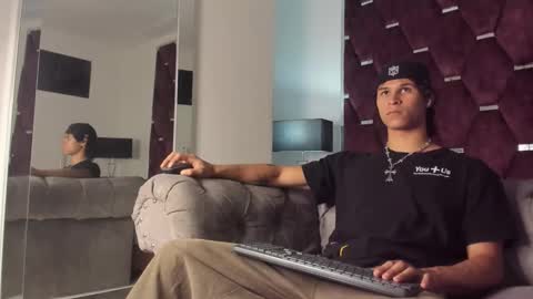 Snapshot of tonybenedetti chatting on 02/08/26, 07:39 Tony Benedetti online show from 02/08/26, 07:39